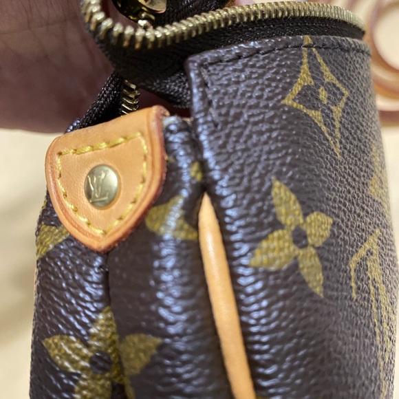 Eva Monogram - Picture 12 of 16